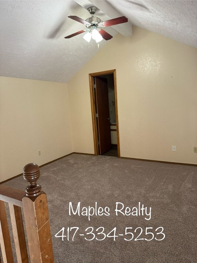 Building Photo - 2 bed/2 bath loft style BRANSON condo @ Fa...