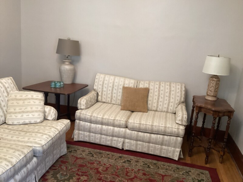 Building Photo - 269 W Borden Ave