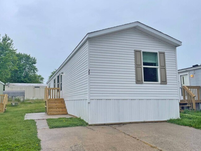 Primary Photo - 781 W Walcott Rd