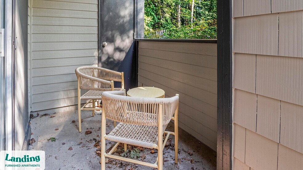 Building Photo - 2000 E Lake Pkwy