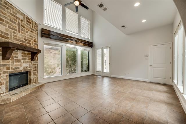 Building Photo - 6755 San Fernando