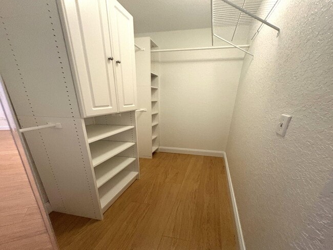 Building Photo - 2000 NW 99th Way