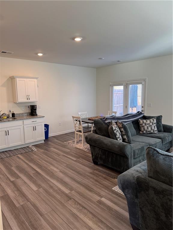 Building Photo - 1060 Paddington Dr
