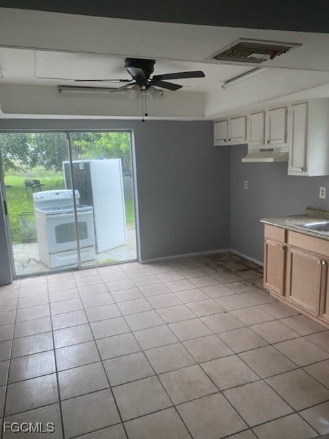 Building Photo - 2109 Eloise Cir