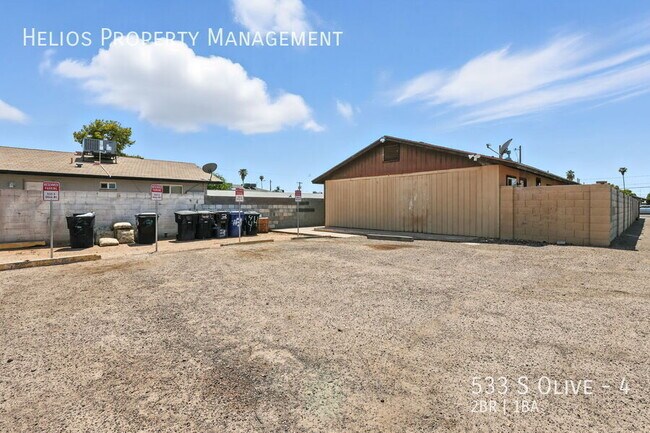 Building Photo - 533 S Olive-4