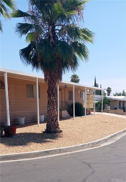 Building Photo - 14968 Vinehill St