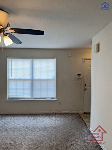 Building Photo - 3947 Webb Oaks Ct