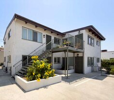 Building Photo - 1266 S Muirfield Rd