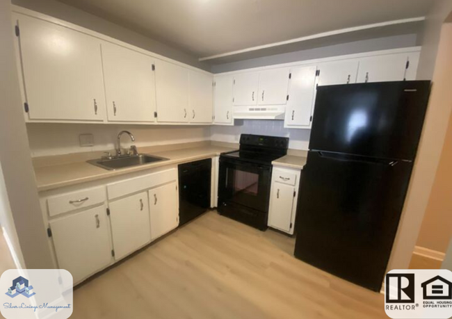 Building Photo - Cozy 2-Bedroom Condo in Leominster, MA