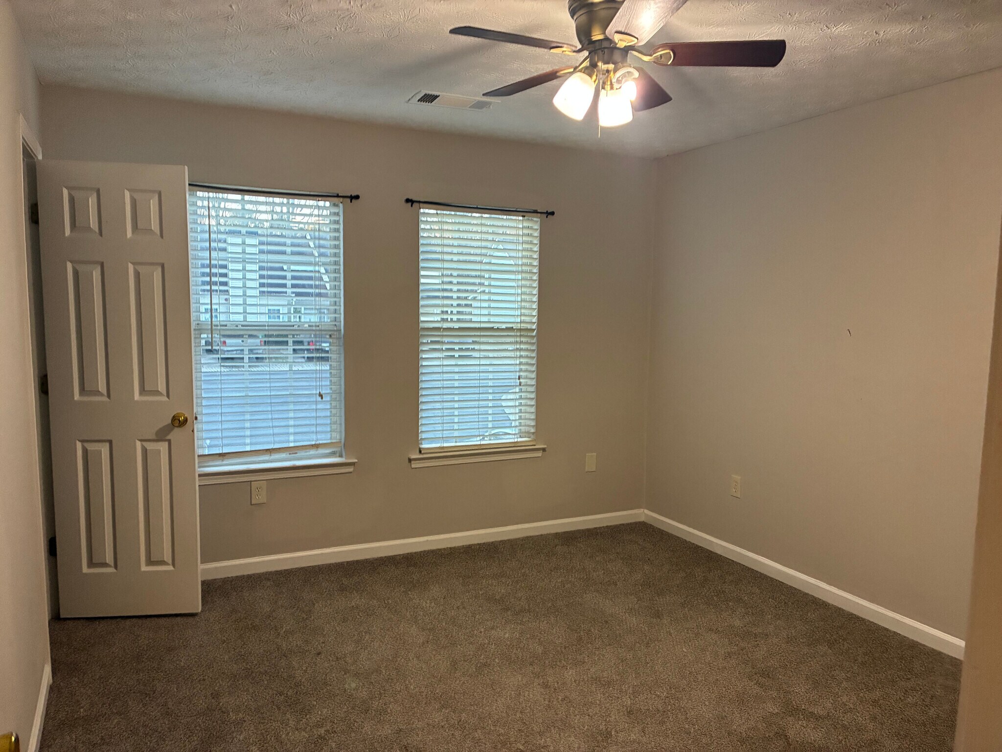 Building Photo - Room in Townhome on Wellington Chase Ct