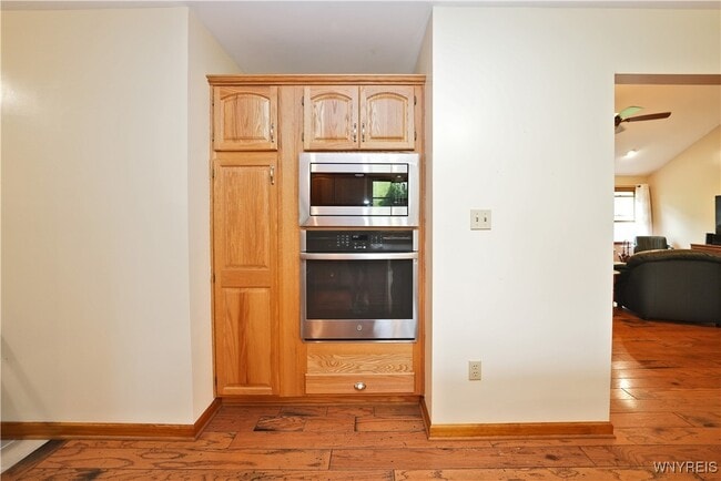 Building Photo - 922 Pletcher Rd