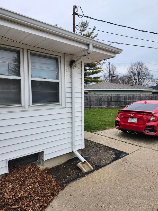 Building Photo - Northside Ranch - 3 Bedroom 2 Bath