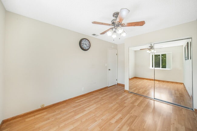 Building Photo - 4560 Benedick Ct