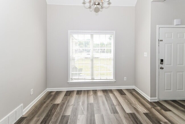 Building Photo - 10594 Wyckford Dr