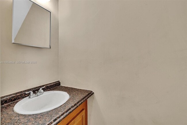 Building Photo - 3750 SW 60th Terrace