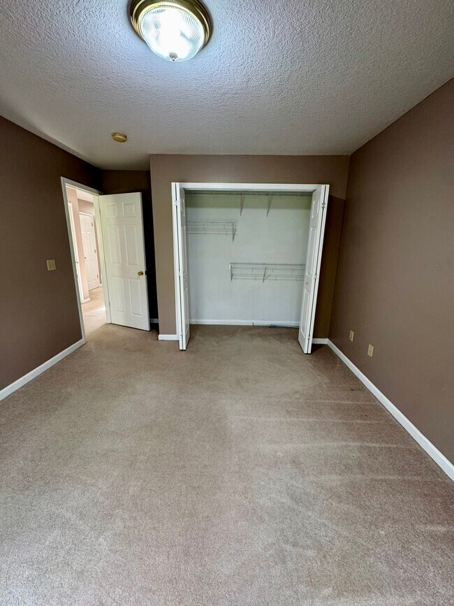 Building Photo - 3054 Cherrywood Dr