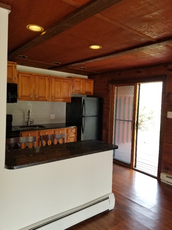 Building Photo - 204 Sellersville Dr