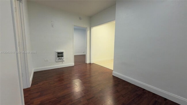 Building Photo - 808 84th St