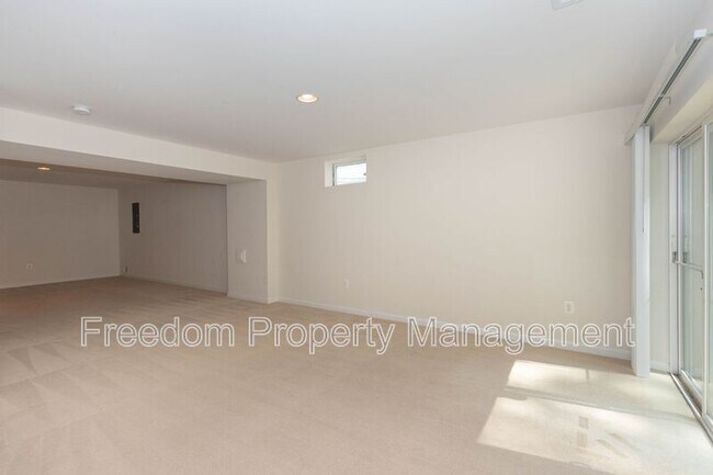 Building Photo - 4100 Presidential Hill Loop