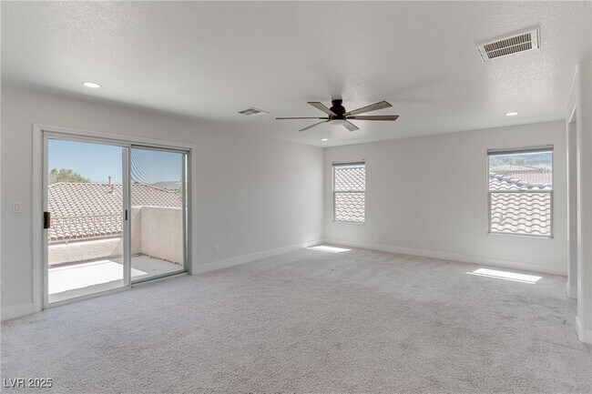 Building Photo - 11057 Village Ridge Ln
