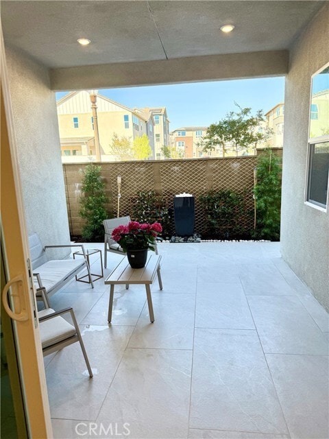 Building Photo - 620 Grizzly