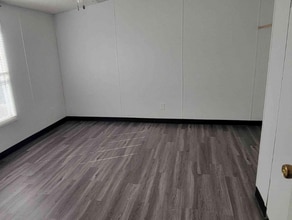 Building Photo - 3800 N Golder Ave