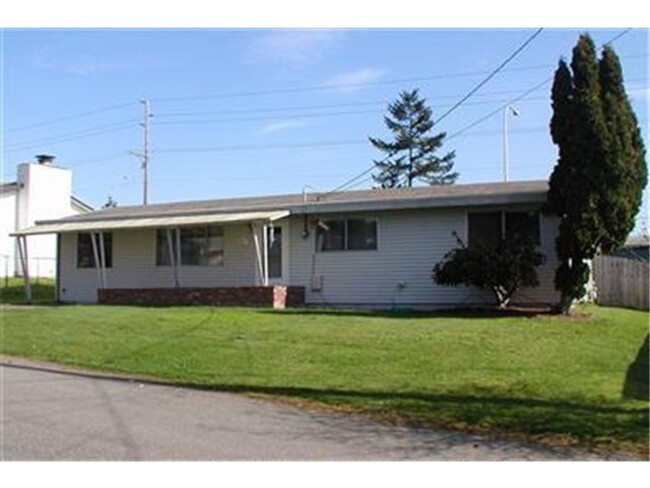 Primary Photo - Newly Renovated 3 Bedroom Home in Federal Way