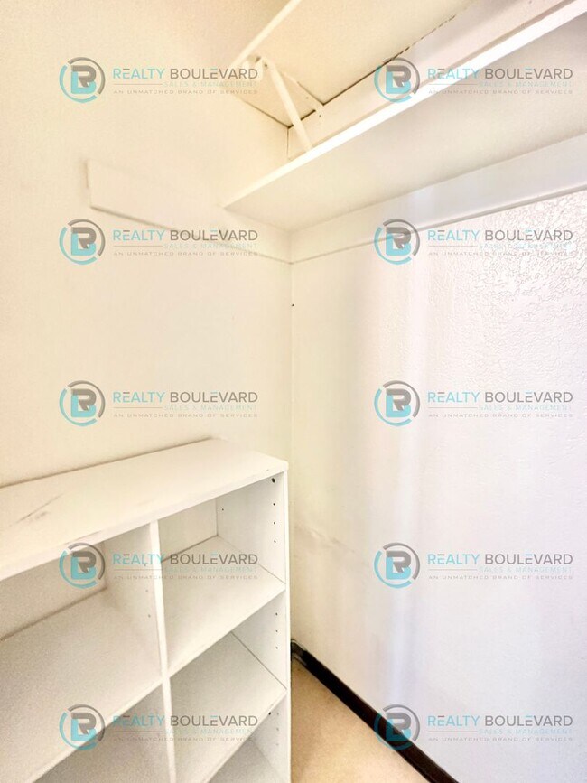 Building Photo - 3929 Clear Acre Ln