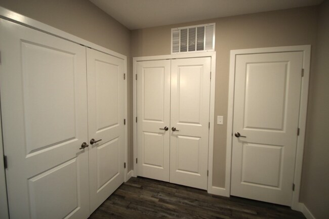 Building Photo - 629 Washington St