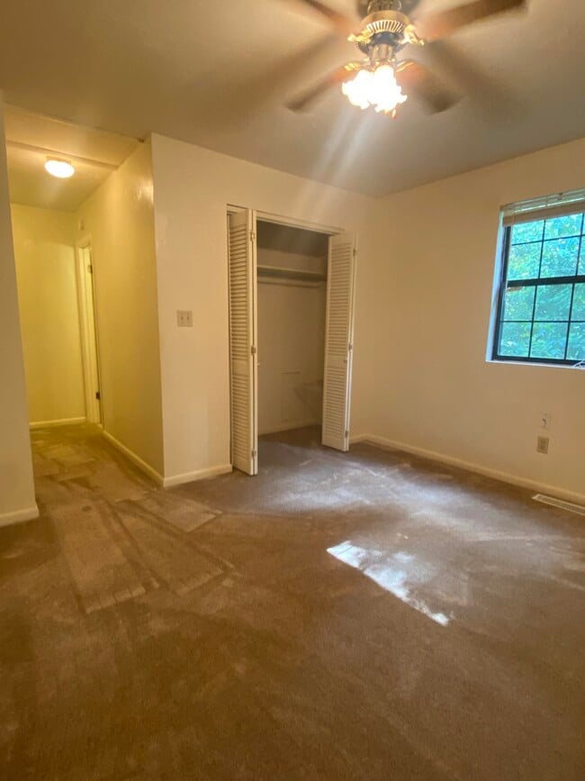 Building Photo - 2623 Windy Ridge Dr