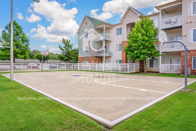 Building Photo - HALF OFF 1ST MONTHS RENT MOVE - IN SPECIAL...