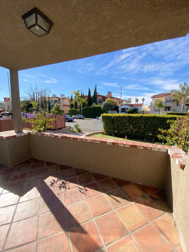 610 S Pacific Coast Hwy 610 S Pacific Coast Hwy Redondo Beach CA