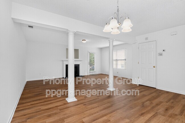 Building Photo - 3204 Barons Court Rd