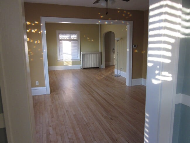 Building Photo - 2847 31st Avenue South