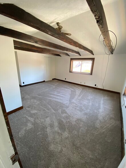 Building Photo - 501 3rd Ave