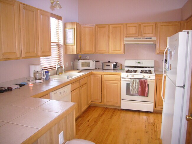 Building Photo - Beautiful Bailey 3 Bedroom, 2 Bath Home