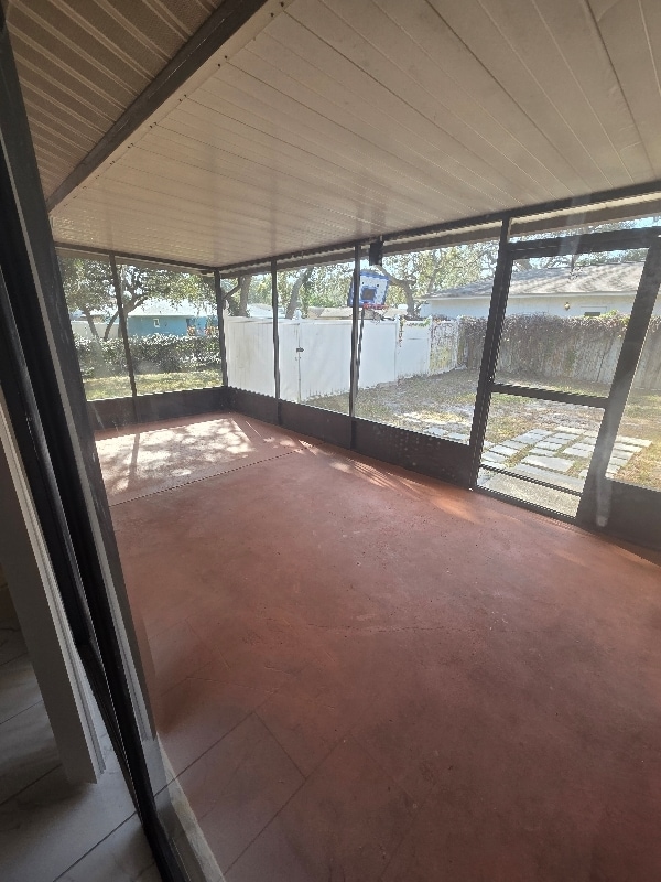 Building Photo - 8649 Forest Lake Dr