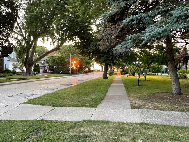 View of the sunset from the front yard - 1219 State St