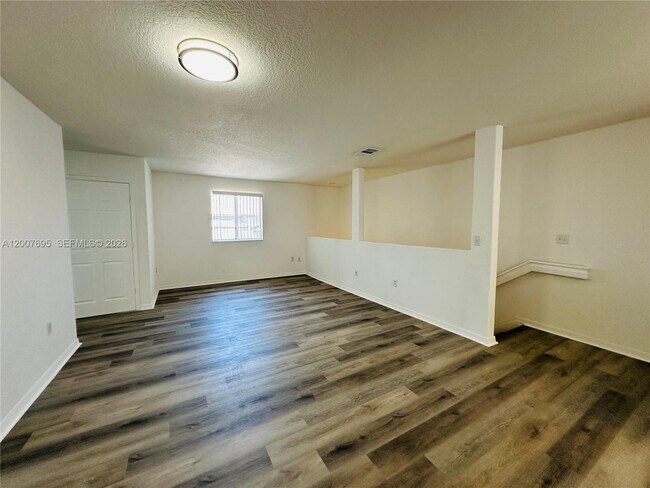 Building Photo - 5705 NW 109th Ave