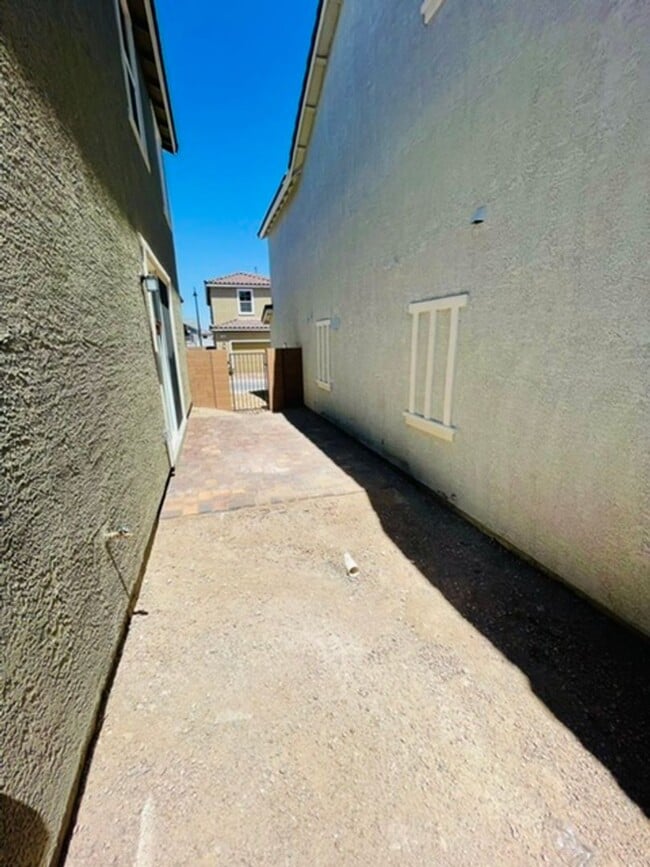Building Photo - WONDERFUL 2 STORY, UPGRADED HOME IN “INSPIRADA!!!”  COMMUNITY FEATURES!!