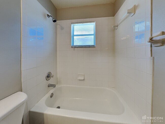 Building Photo - 4514 Horseshoe Pick Ln