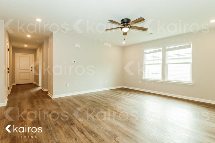 Building Photo - 126 Cottage Grove Rd