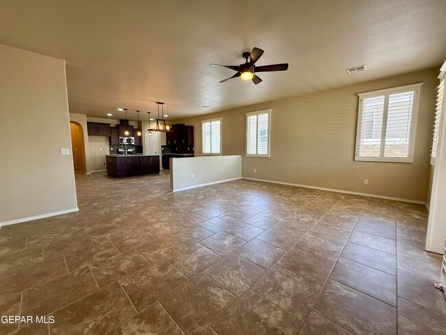 Building Photo - 7790 Enchanted Cir Dr