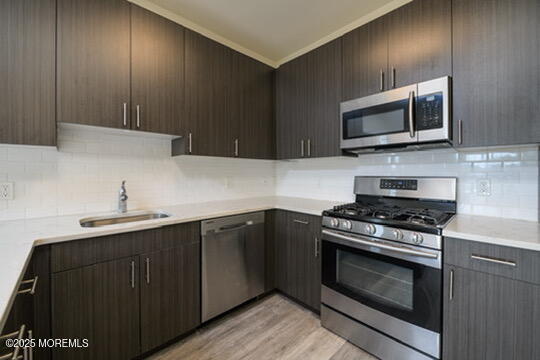 Building Photo - 2 2nd St