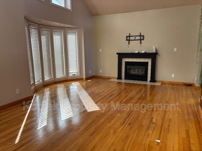 Building Photo - 547 E 3665 S