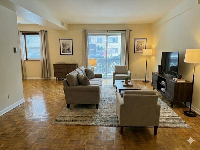 Building Photo - 5240 Galitz St