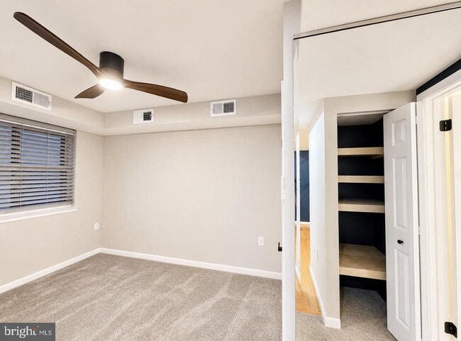 Building Photo - 3066 Pineview Ct NE