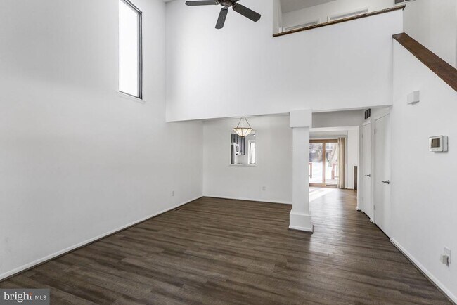 Building Photo - 6476 Sewells Orchard Dr