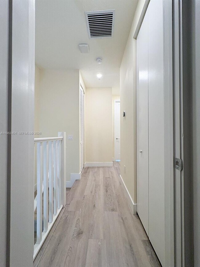 Building Photo - 6416 NW 102nd Ct