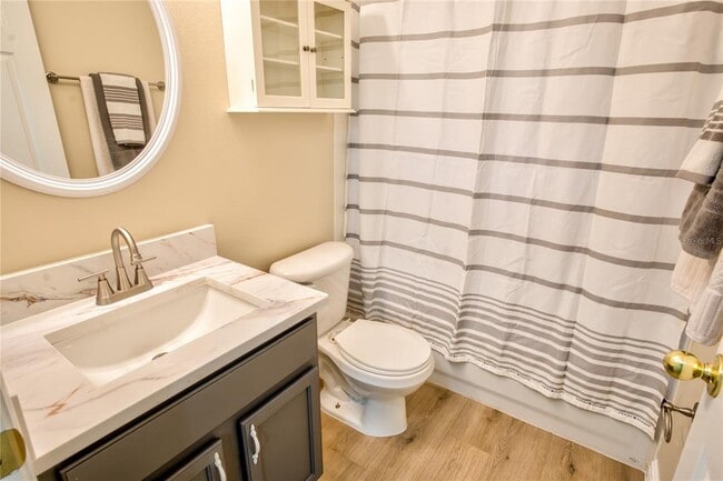 Building Photo - 6133 Lanshire Dr